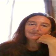 Se vuoi migliorare il tuo inglese, spagnolo o francese io sono entusiasta e paziente.